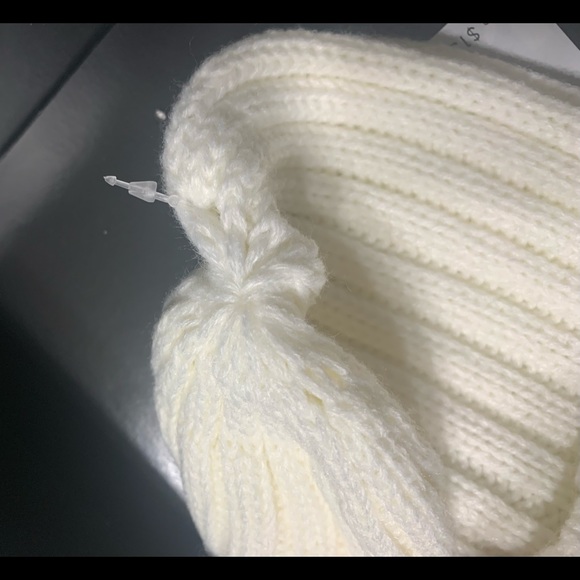 DKNY beanie and pouch, NWT main image 8